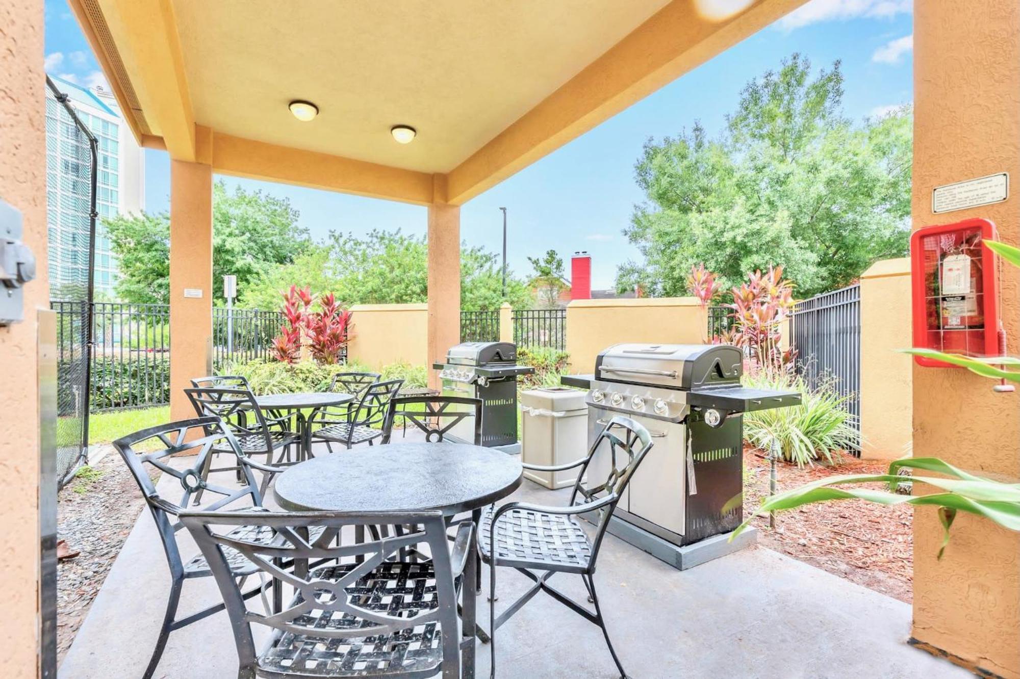 1Br Condo - Two Queens Arcade Pool - Near Disney 올랜도 외부 사진